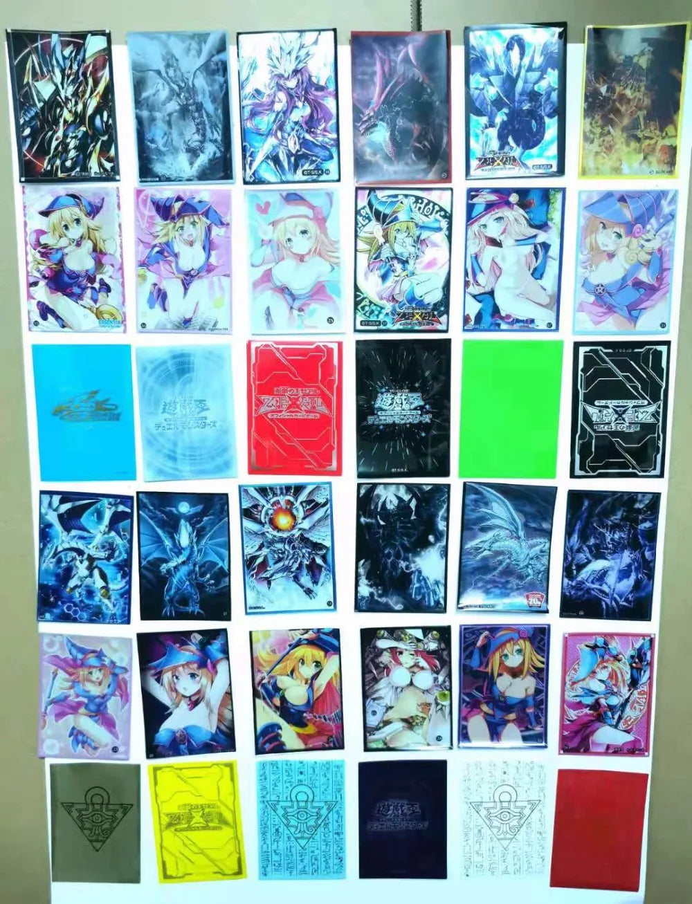 50pcs/lot Anime Yu-Gi-Oh! Dark Magician Girl yugioh Cosplay Board Games Card Sleeves Barrier Protector toy gift