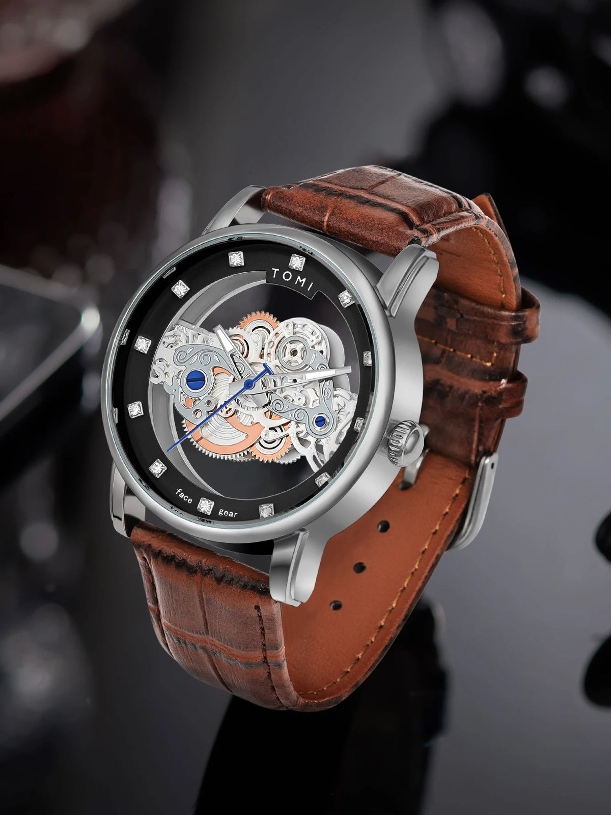 TOMI New Popular Watch Luxury Casual Men's and Women's Watch Hollow Diamond Quartz Watch