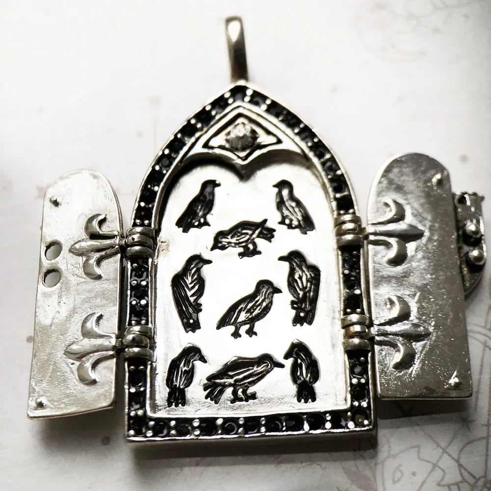Pendant Sword With Crown Skull Knight Window New Fine Jewelry Europe Style 925 Sterling Silver Protection Gift For Women Men